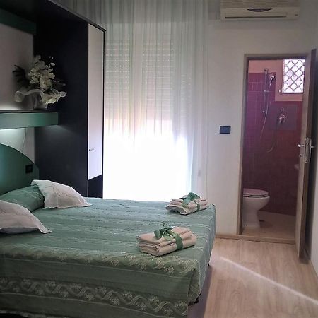 Hotel Tre Stelle 리미니 외부 사진