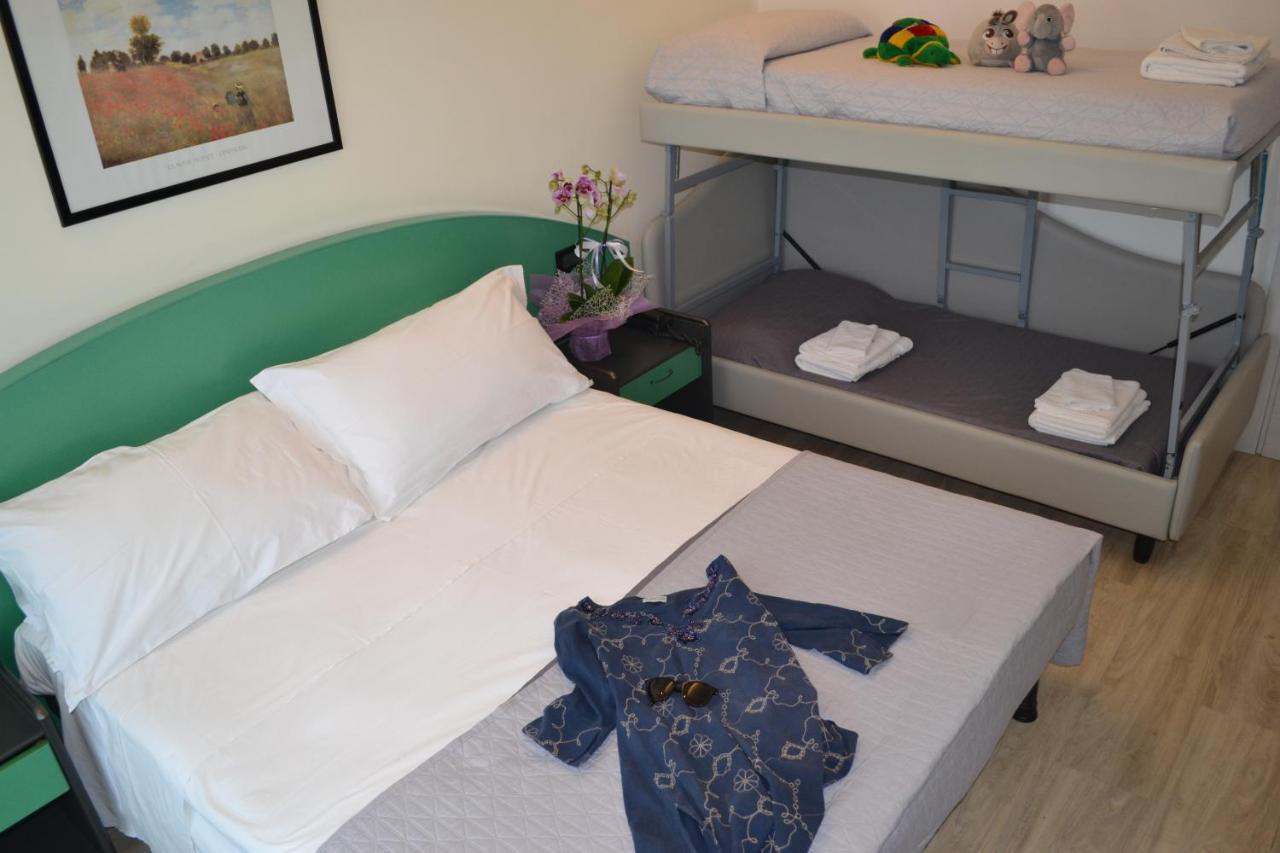 Hotel Tre Stelle 리미니 외부 사진