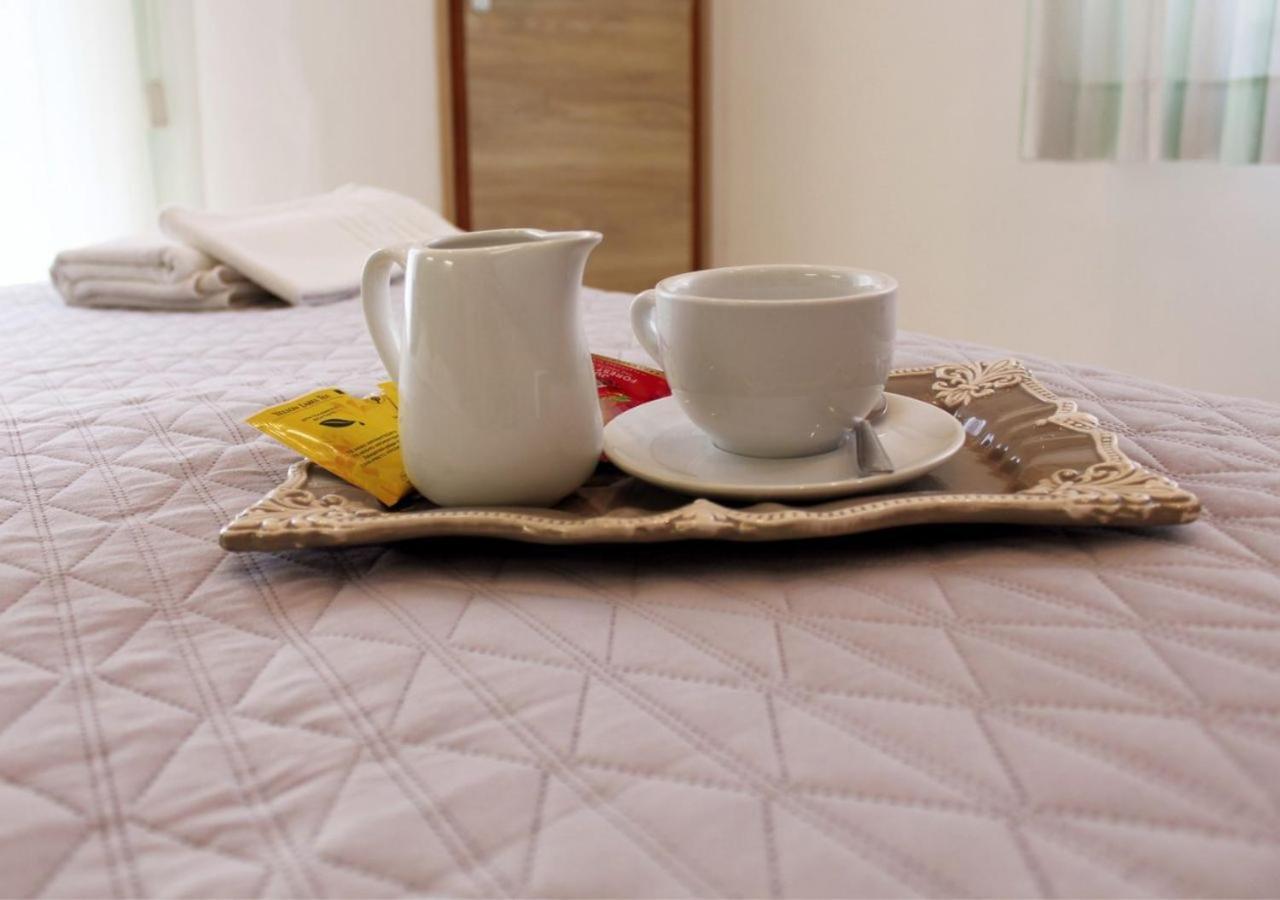 Hotel Tre Stelle 리미니 외부 사진