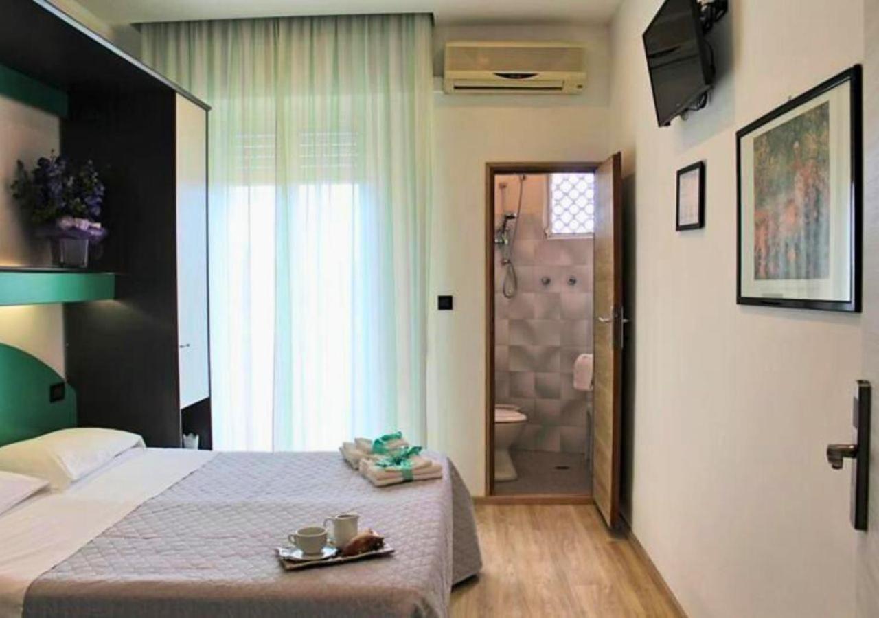 Hotel Tre Stelle 리미니 외부 사진